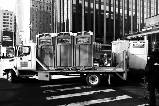 Best Construction site porta potty rental  in Flower Hill, NY